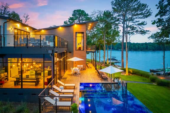 NEW! 151 House - Luxury on Lake Oconee - Image 1